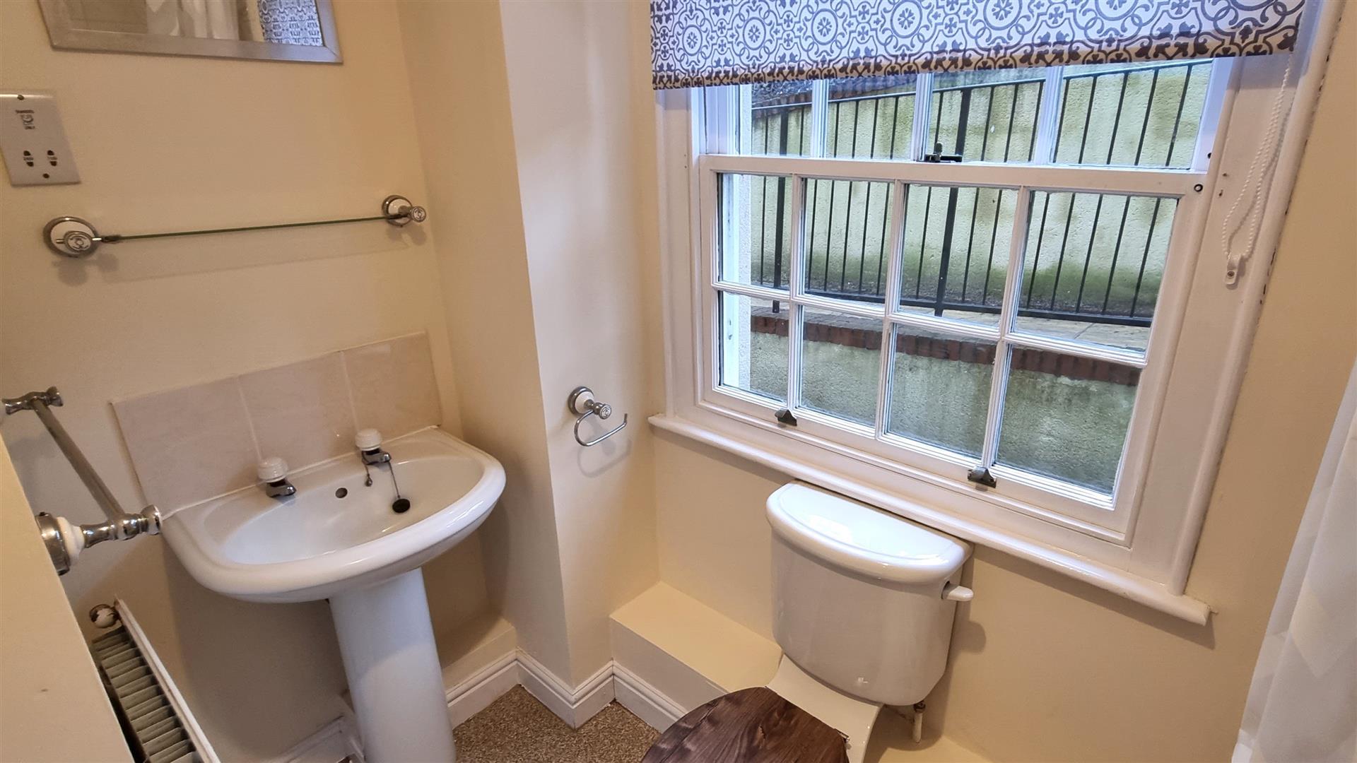 Yew Tree Court, Chy Hwel, Truro